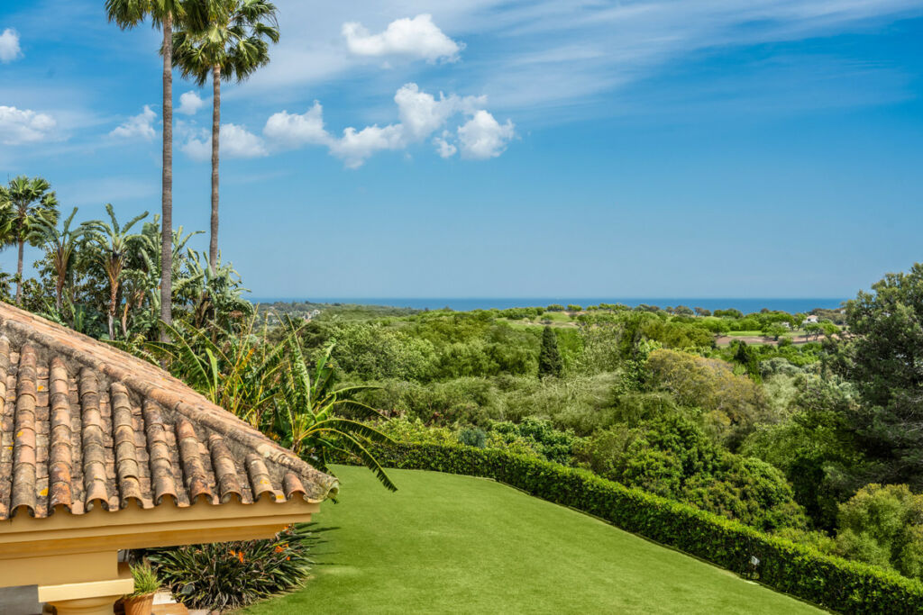 Detached Villa Sotogrande Alto Cádiz - image 36