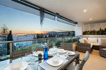 Middle Floor Apartment Marbella Málaga - image 2
