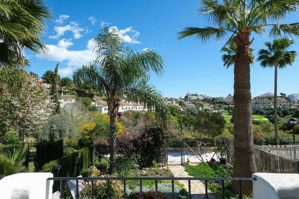 Semi-Detached House Riviera del Sol Málaga - image 19