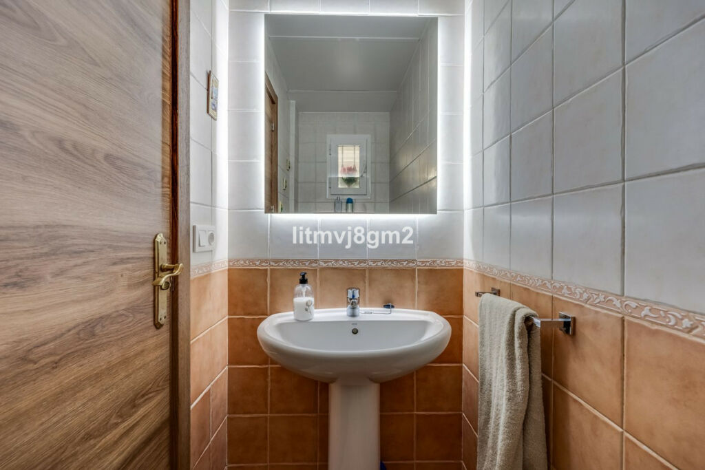 Townhouse Calahonda Málaga - image 20