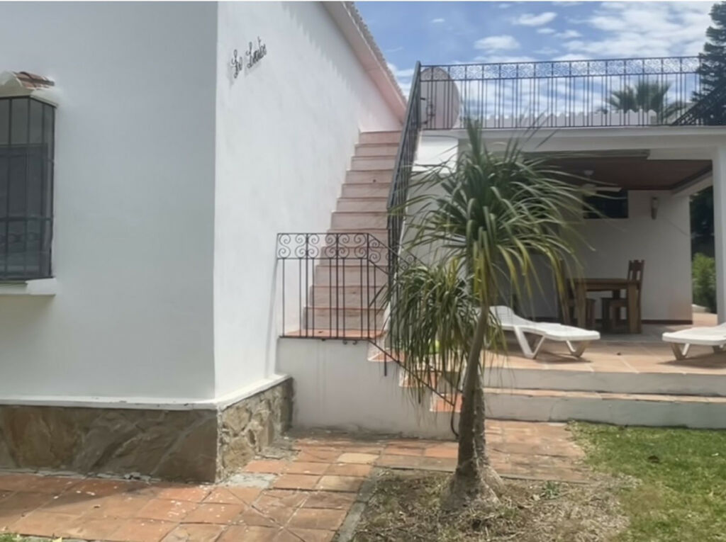 Detached Villa San Pedro de Alcántara Málaga - image 20