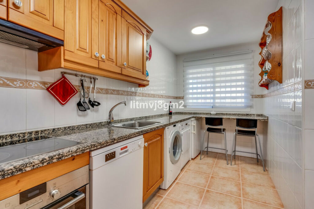 Townhouse Calahonda Málaga - image 21