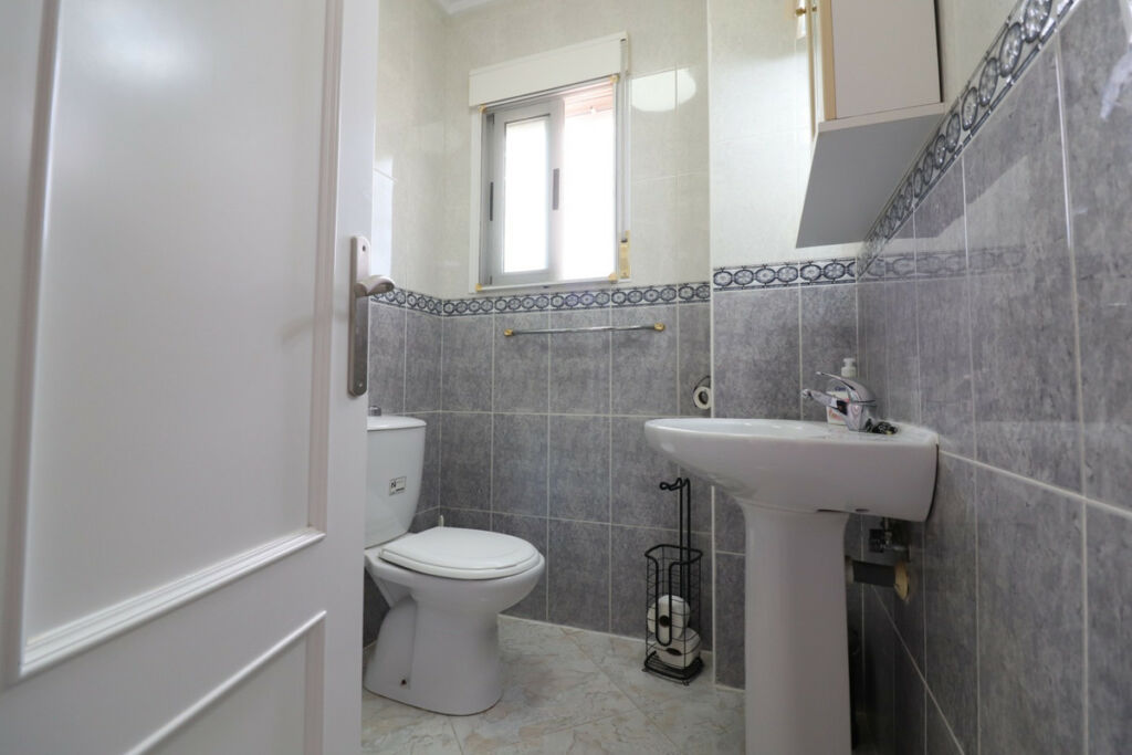 Detached Villa Algorfa Alicante - image 25