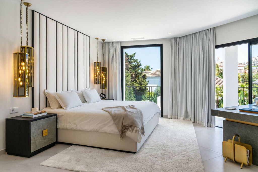 Detached Villa Marbella Málaga - image 22