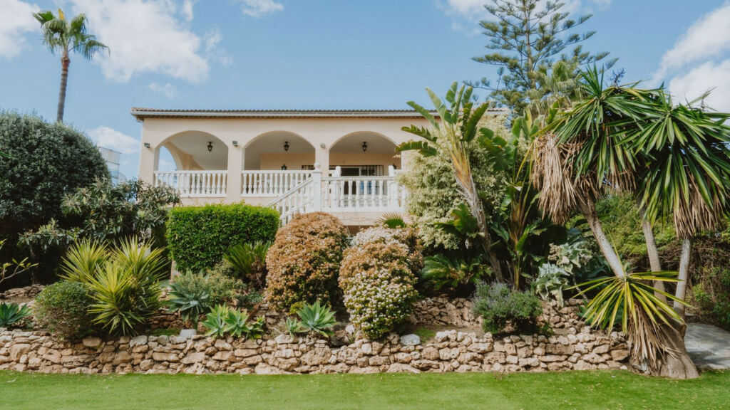 Detached Villa Marbella Málaga - image 23