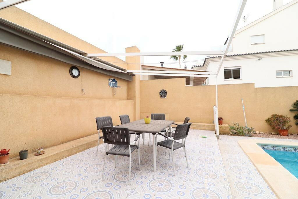 Detached Villa Los Altos Alicante - image 23