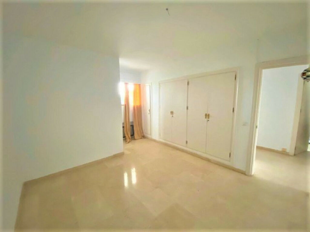 Middle Floor Apartment Guadalmina Alta Málaga - image 24
