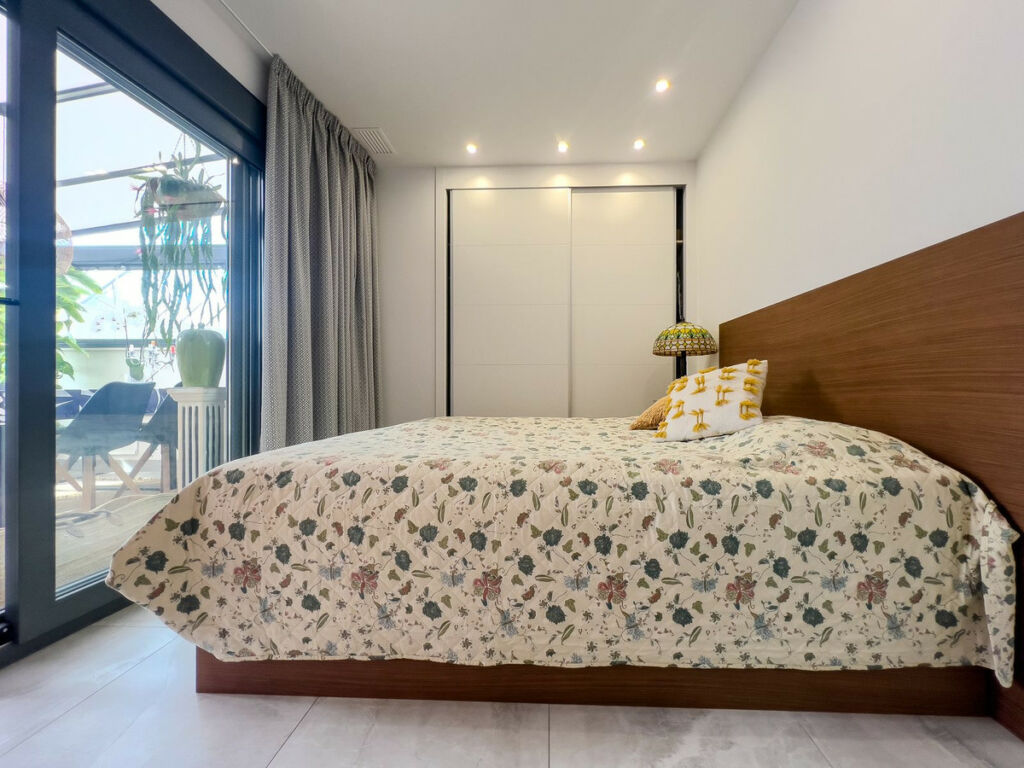 Top Floor Apartment Torrevieja Alicante - image 23