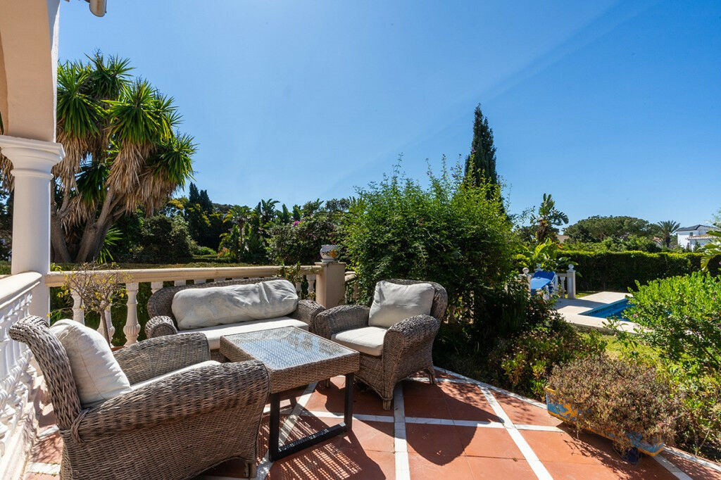 Detached Villa Marbesa Málaga - image 24