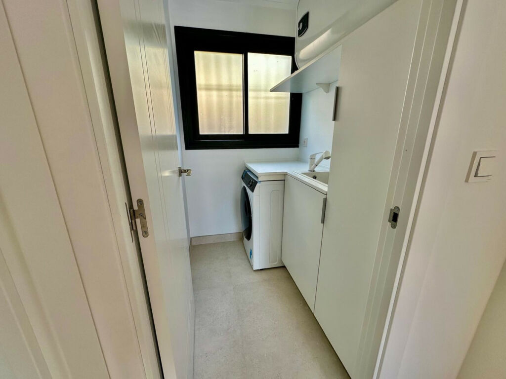 Middle Floor Apartment La Quinta Málaga - image 18