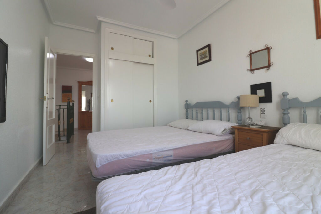 Detached Villa Algorfa Alicante - image 28