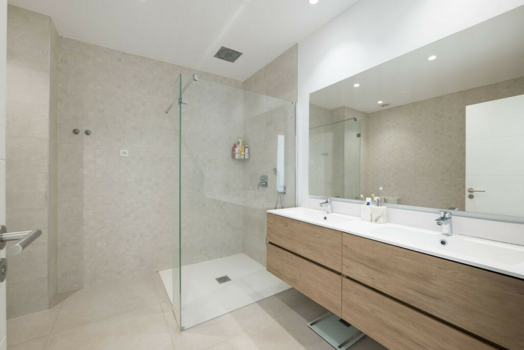 Townhouse Casares Málaga - image 17