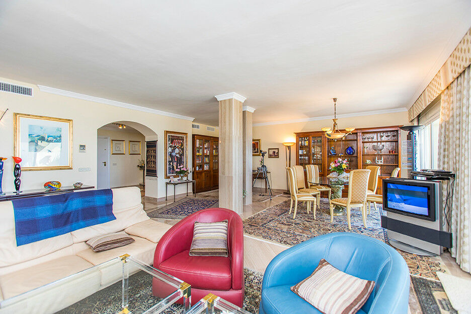 Penthouse Elviria Málaga - image 7
