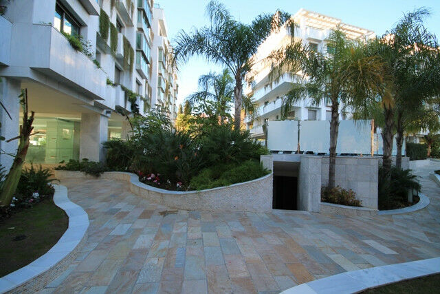 Middle Floor Apartment Marbella Málaga - image 26