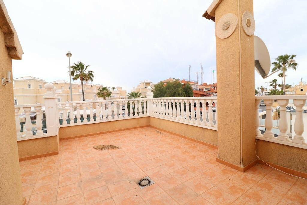 Detached Villa Los Altos Alicante - image 26