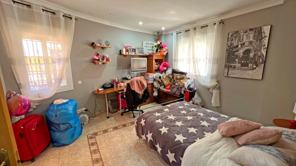 Detached Villa Reserva de Marbella Málaga - image 28