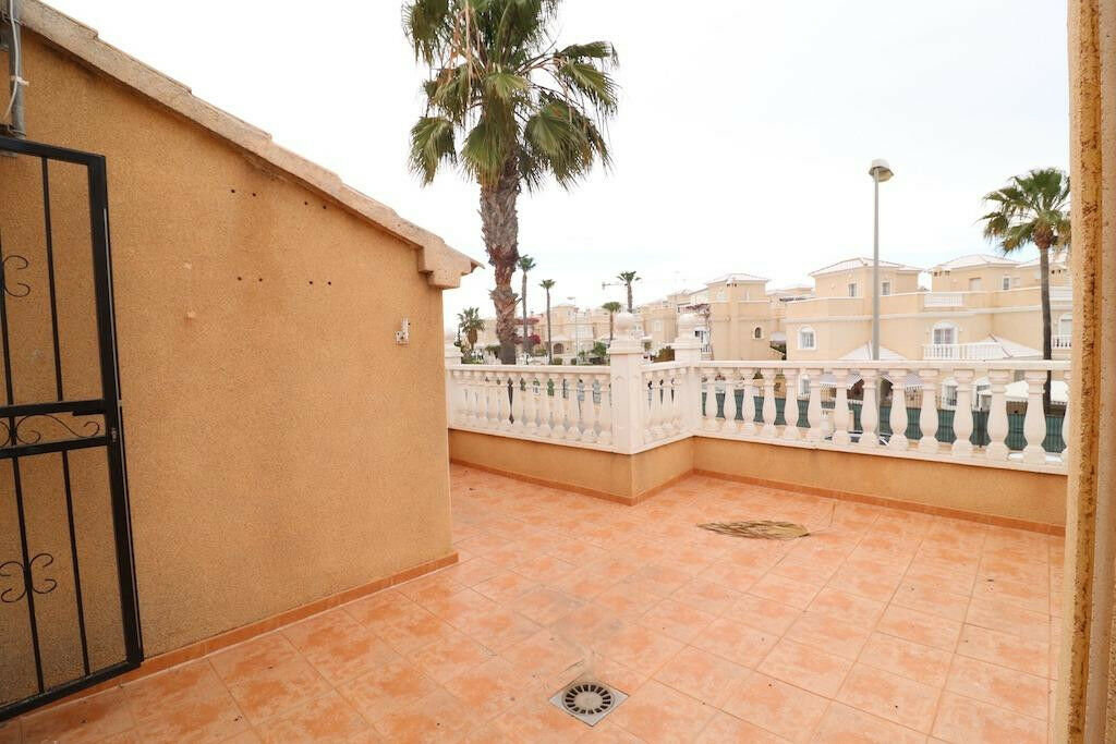 Detached Villa Los Altos Alicante - image 29