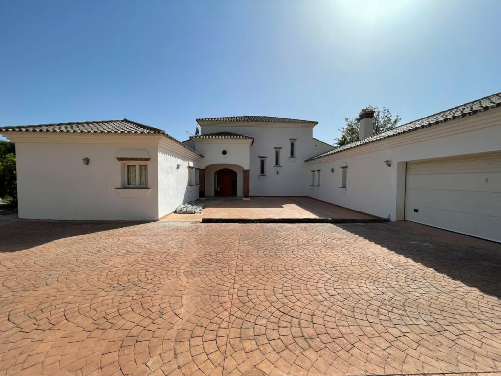 Detached Villa Mijas Málaga - image 4