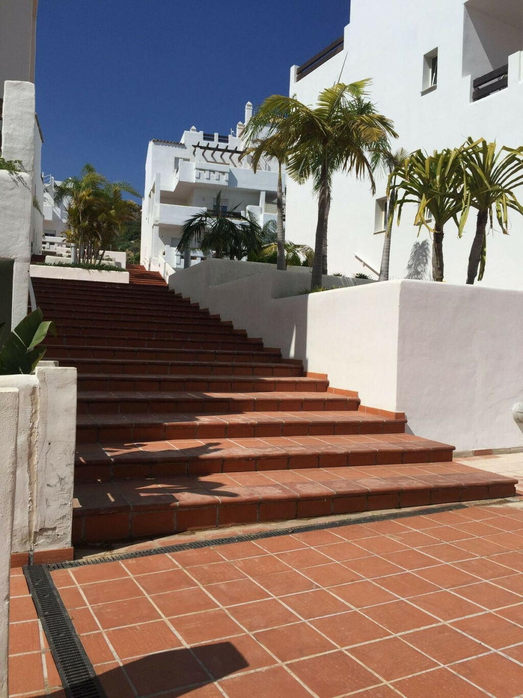 Duplex Estepona Málaga - image 2