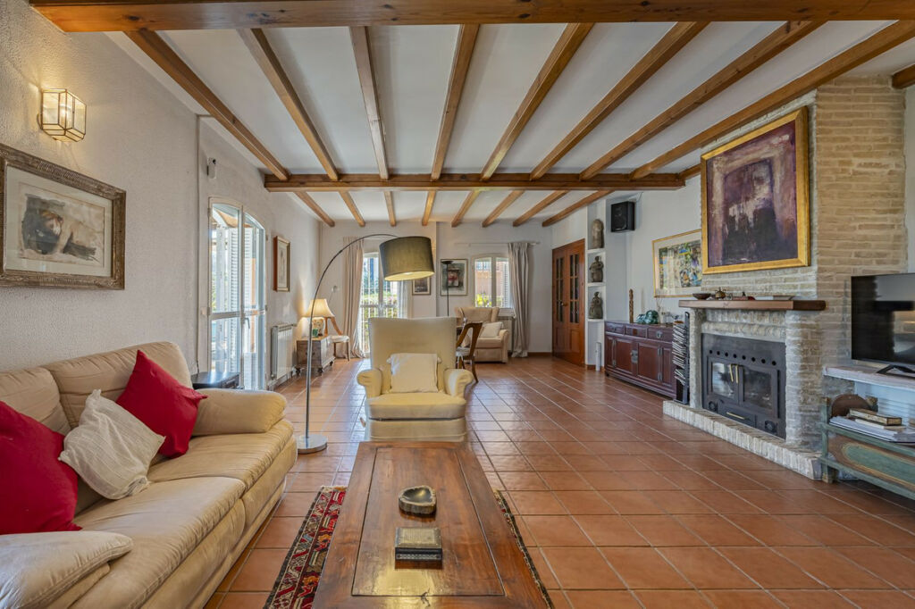 Detached Villa The Golden Mile Málaga - image 3