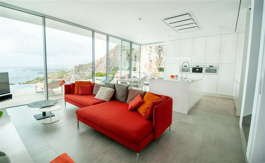 Detached Villa Calpe Alicante - image 4