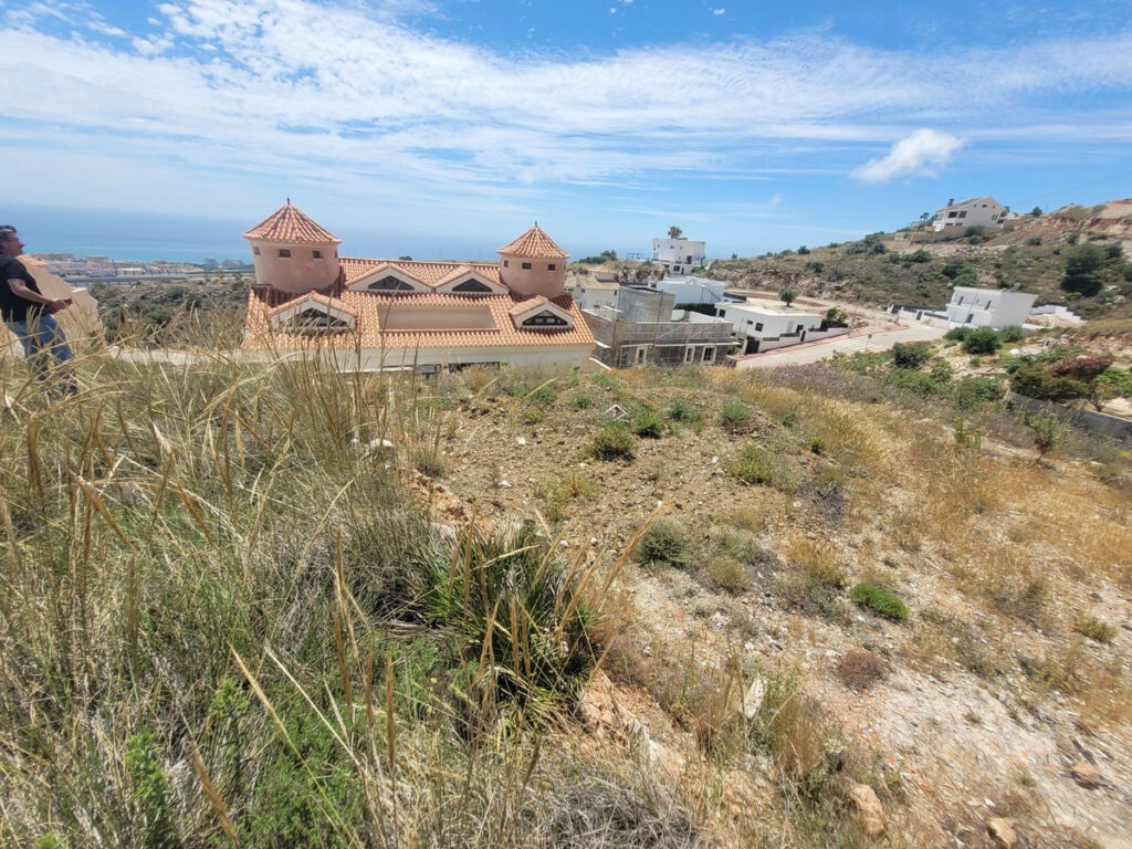 Residential Plot Benalmadena Málaga - image 3