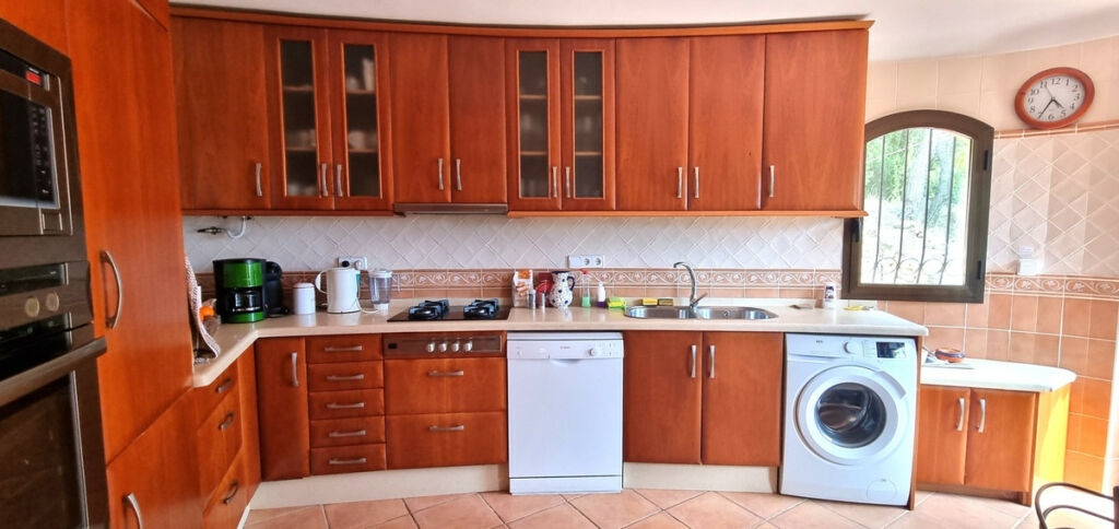 Detached Villa Altea Alicante - image 3