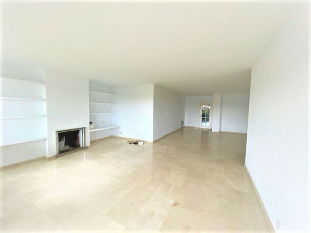 Middle Floor Apartment Guadalmina Alta Málaga - image 4