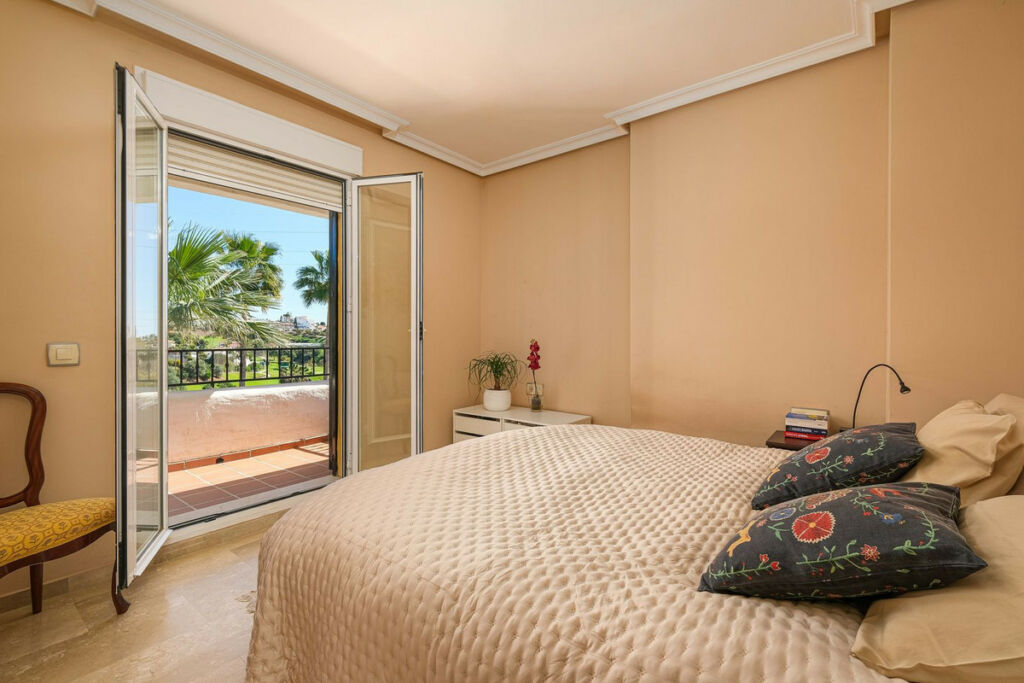 Semi-Detached House Riviera del Sol Málaga - image 29