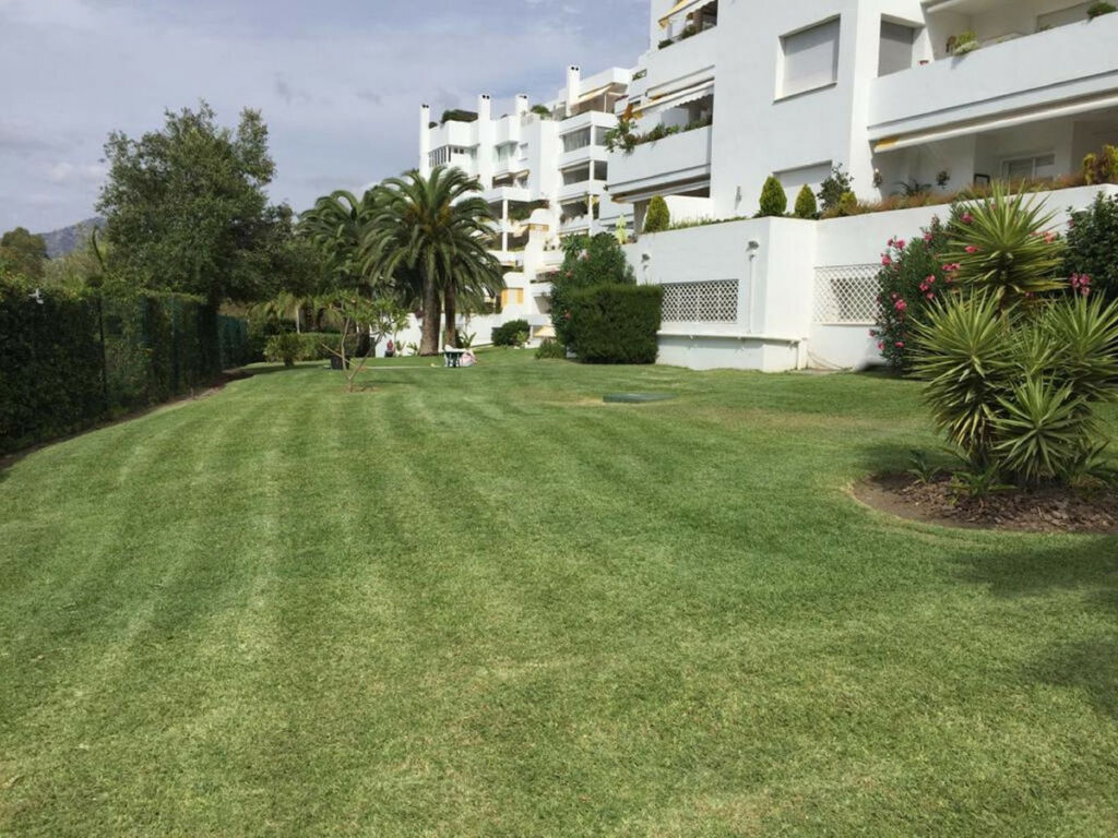 Middle Floor Apartment Guadalmina Alta Málaga - image 31