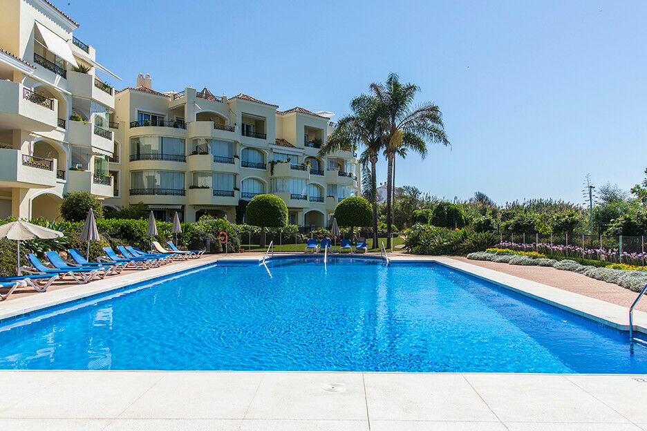 Penthouse Elviria Málaga - image 28