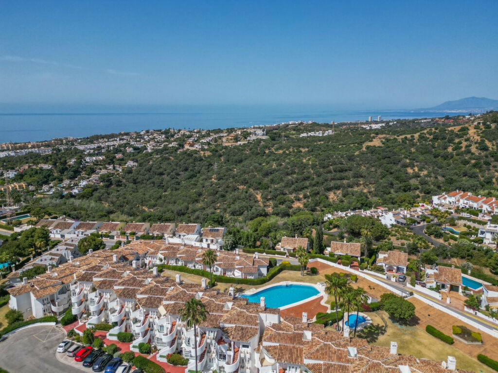 Penthouse Calahonda Málaga - image 31