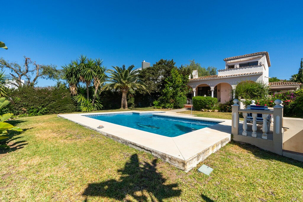 Detached Villa Marbesa Málaga - image 29