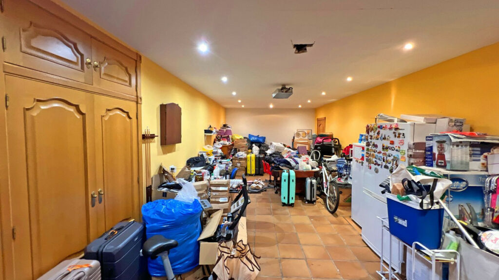 Detached Villa Reserva de Marbella Málaga - image 32
