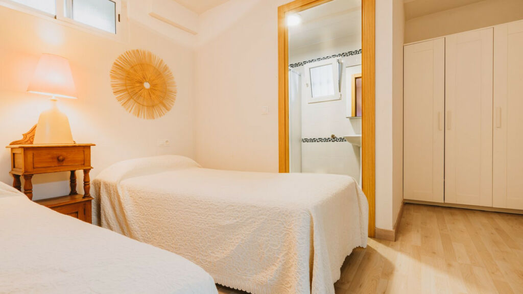 Detached Villa Marbella Málaga - image 37