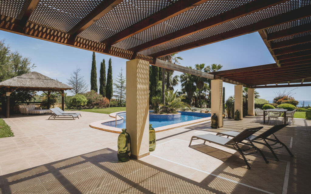 Detached Villa Estepona Málaga - image 38