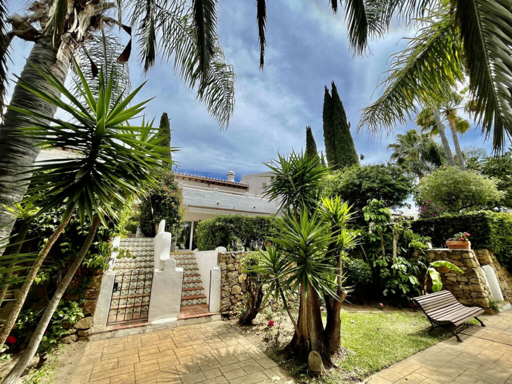 Townhouse Bahía de Marbella Málaga - image 39