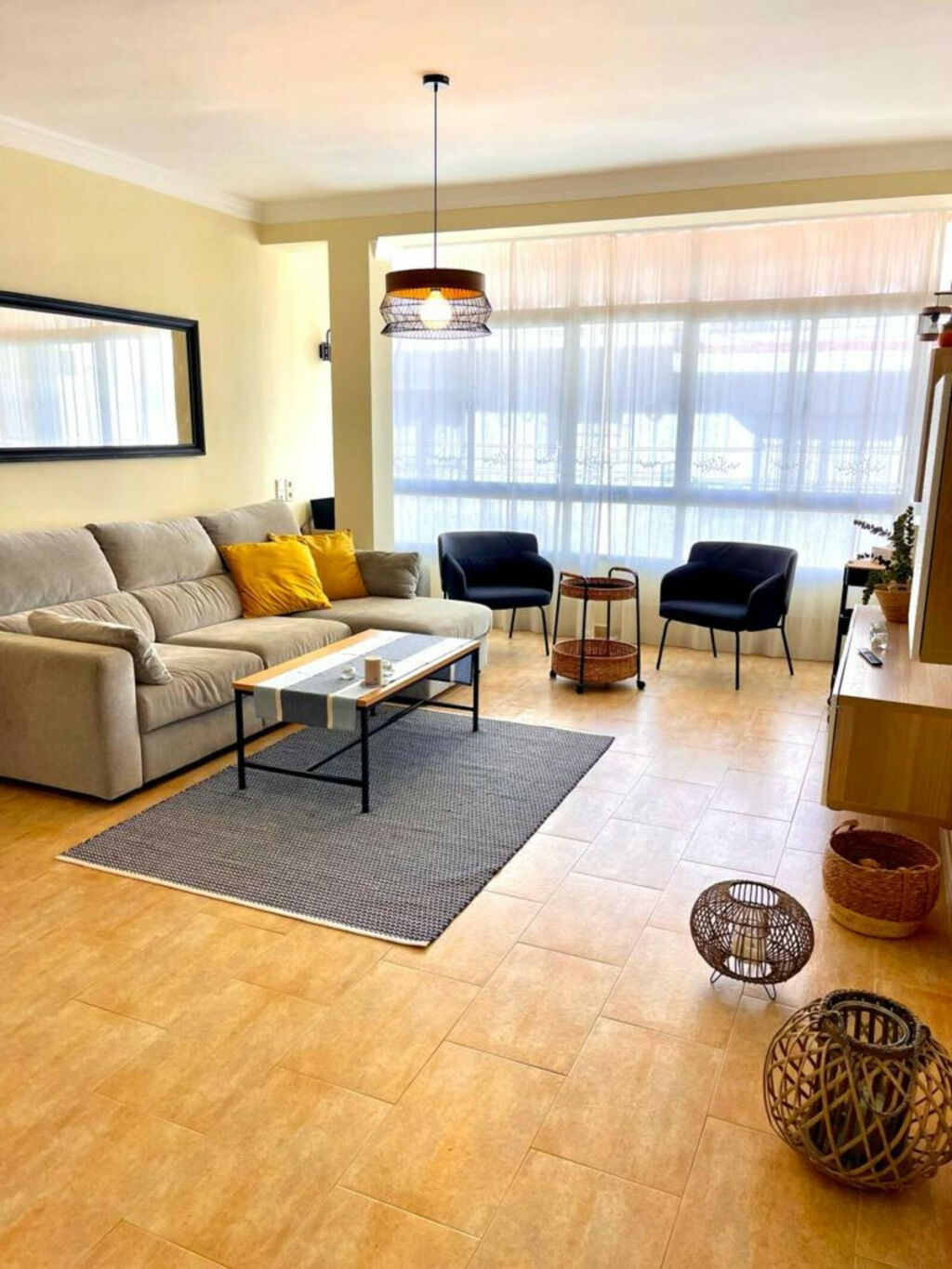 Middle Floor Apartment Fuengirola Málaga - image 4