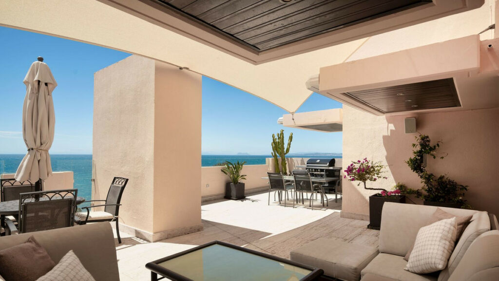 Penthouse Duplex Estepona Málaga - image 4