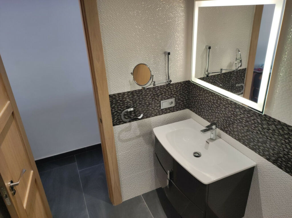 Middle Floor Apartment Fuengirola Málaga - image 5