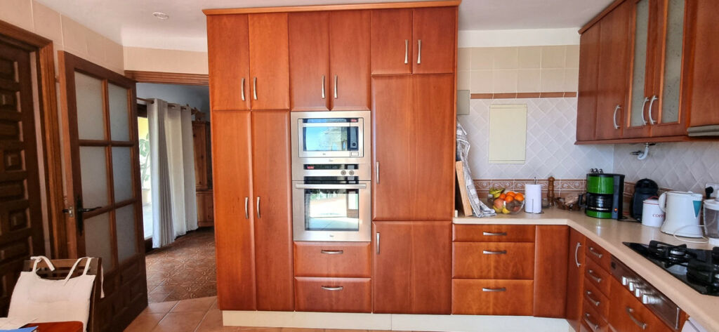 Detached Villa Altea Alicante - image 4