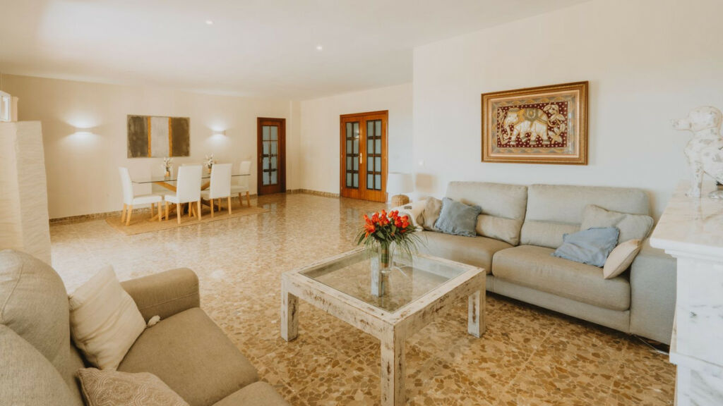 Detached Villa Marbella Málaga - image 4