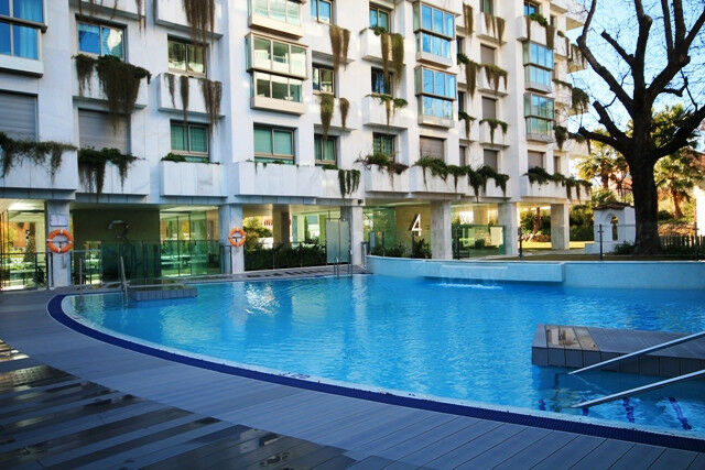 Middle Floor Apartment Marbella Málaga - image 4