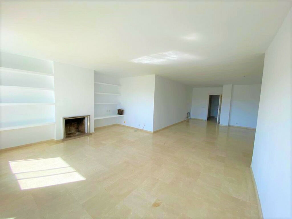 Middle Floor Apartment Guadalmina Alta Málaga - image 5