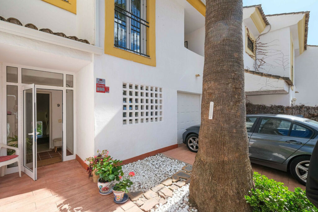 Semi-Detached House Riviera del Sol Málaga - image 39