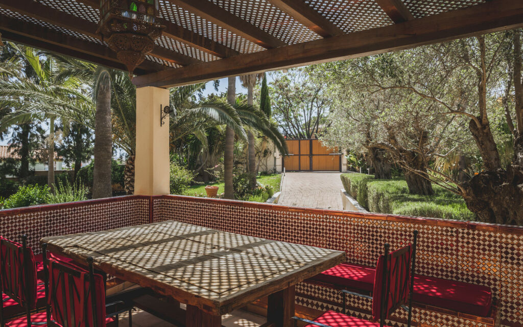 Detached Villa Estepona Málaga - image 43