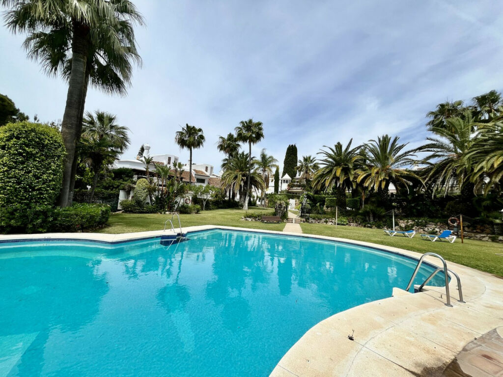 Townhouse Bahía de Marbella Málaga - image 40