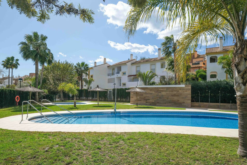 Semi-Detached House Riviera del Sol Málaga - image 42