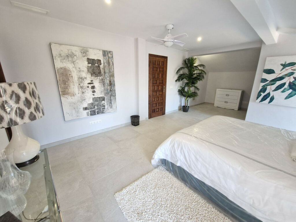 Detached Villa La Mairena Málaga - image 44
