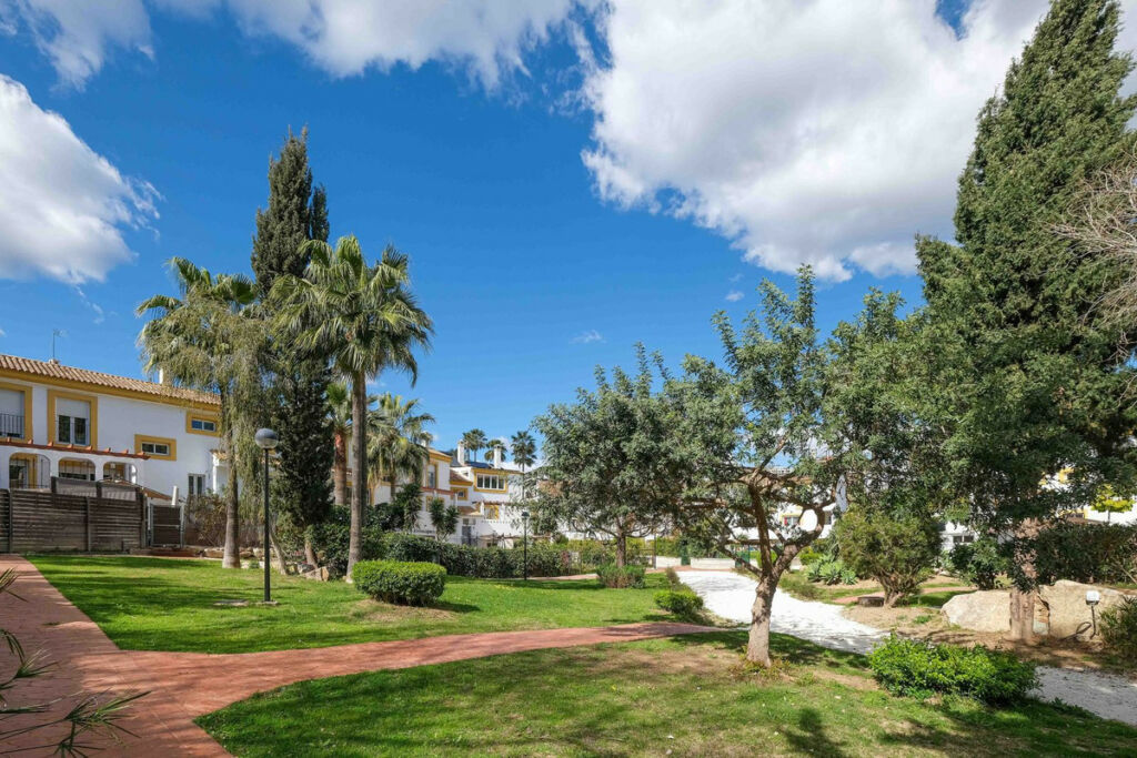 Semi-Detached House Riviera del Sol Málaga - image 44